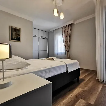 4+1 Spacious With Sea View. 5 Minutes From The Beach Apartamento Datça