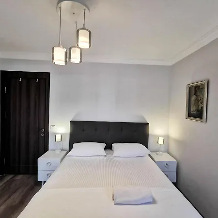 Apartamento 4+1 Spacious With Sea View. 5 Minutes From The Beach *