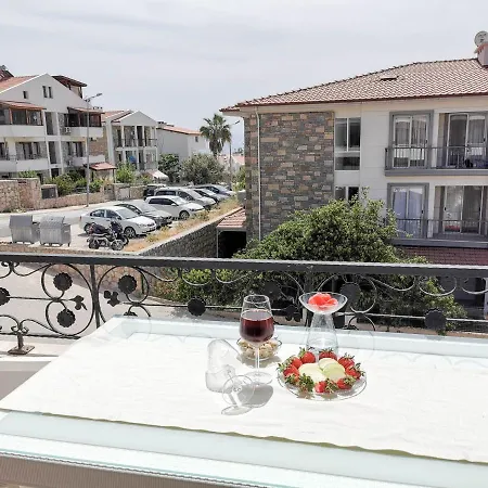 Apartamento 4+1 Spacious With Sea View. 5 Minutes From The Beach *