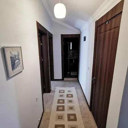4+1 Spacious With Sea View. 5 Minutes From The Beach شقة *