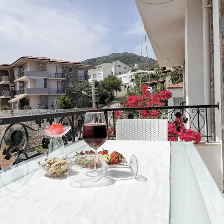 4+1 Spacious With Sea View. 5 Minutes From The Beach داتْشا