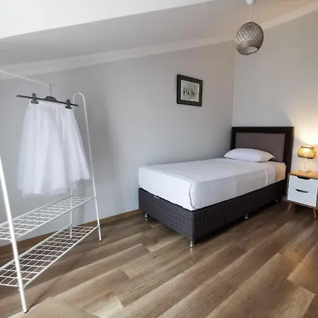 شقة 4+1 Spacious With Sea View. 5 Minutes From The Beach *
