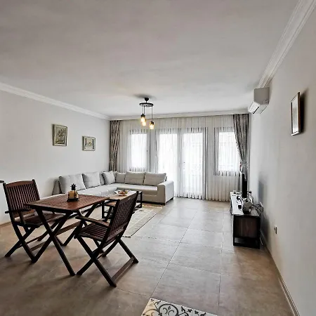 شقة 4+1 Spacious With Sea View. 5 Minutes From The Beach *